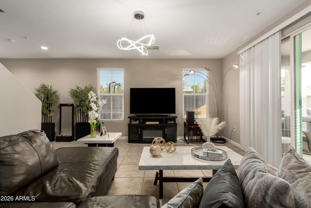 1255 N ARIZONA Avenue 1061, Chandler, AZ 85225