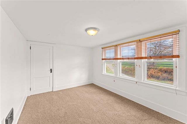 2667 Jefferson Ave, Canton Twp, PA 15301