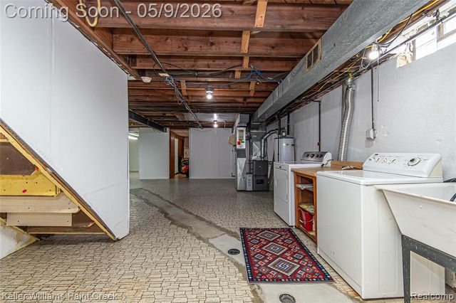 20761 Shoreview Street, Clinton Township, MI 48035