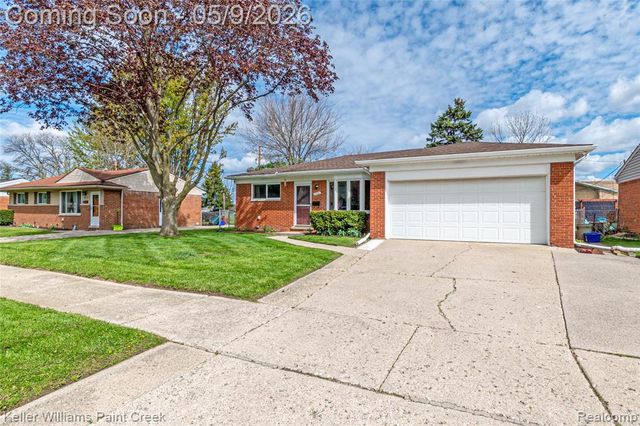 20761 Shoreview Street, Clinton Township, MI 48035