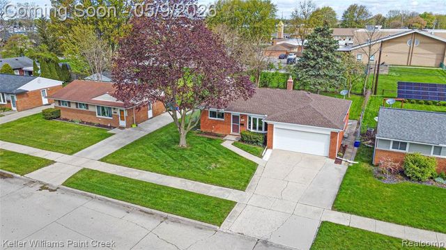 20761 Shoreview Street, Clinton Township, MI 48035