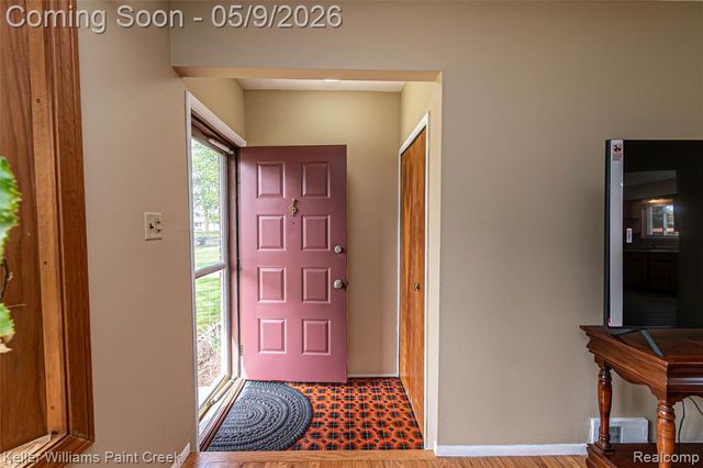 20761 Shoreview Street, Clinton Township, MI 48035