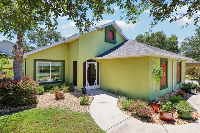 76 FAIRWAY CIRCLE, Umatilla, FL 32784