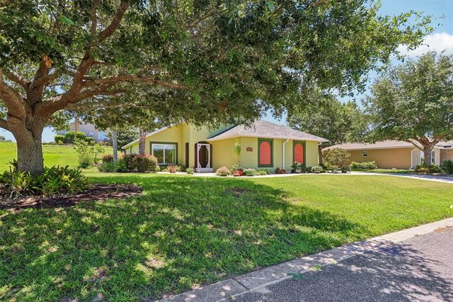 76 FAIRWAY CIRCLE, Umatilla, FL 32784