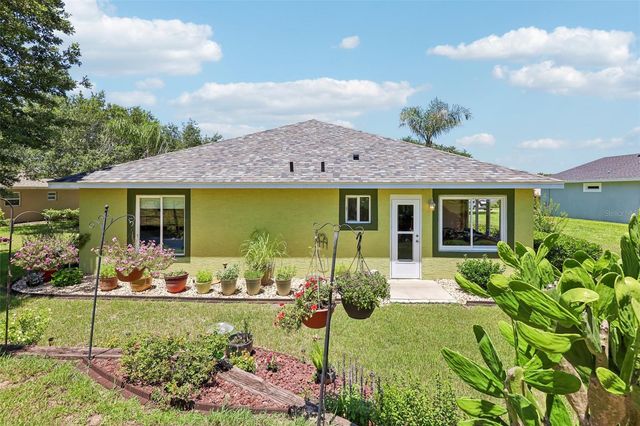 76 FAIRWAY CIRCLE, Umatilla, FL 32784