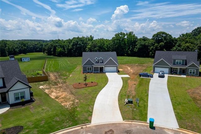 155 Creek Stone Drive, Hartwell, GA 30643