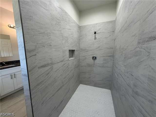 3404 67th ST W, Lehigh Acres, FL 33971