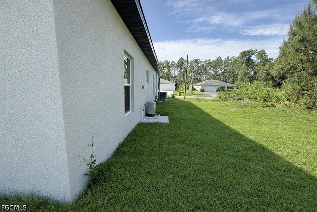 3404 67th ST W, Lehigh Acres, FL 33971
