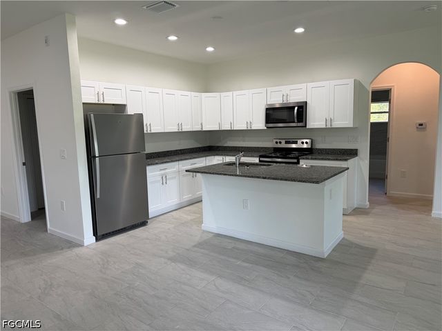 3404 67th ST W, Lehigh Acres, FL 33971