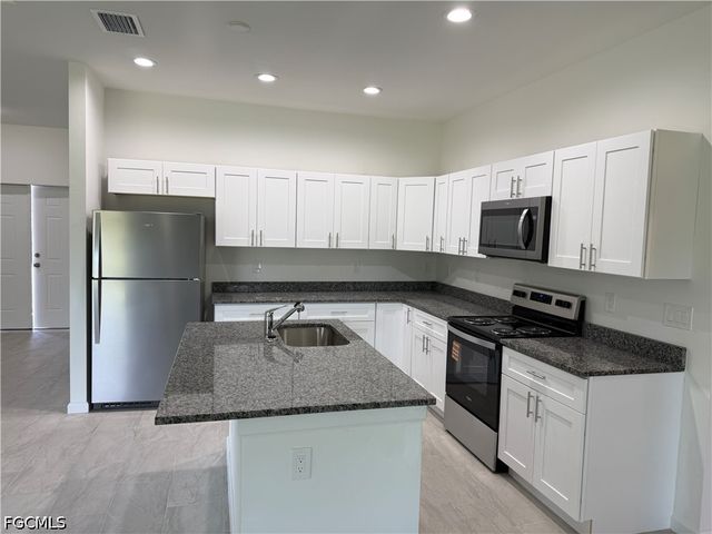 3404 67th ST W, Lehigh Acres, FL 33971