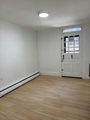 3 Fairfield St 1, Boston, MA 02116