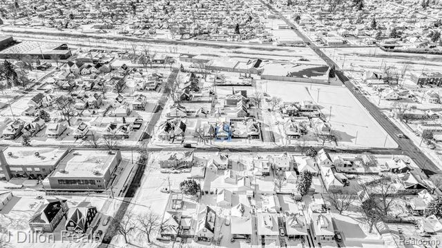 1070 2nd Street, Wyandotte, MI 48192