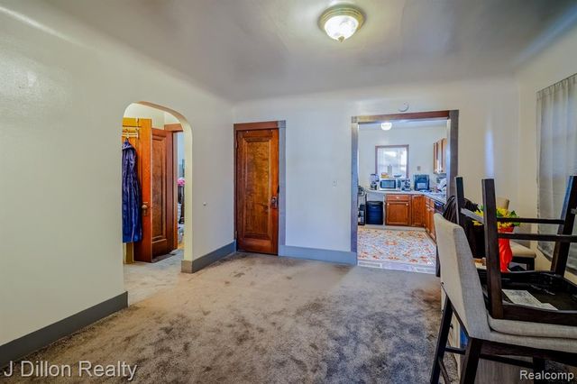 1070 2nd Street, Wyandotte, MI 48192