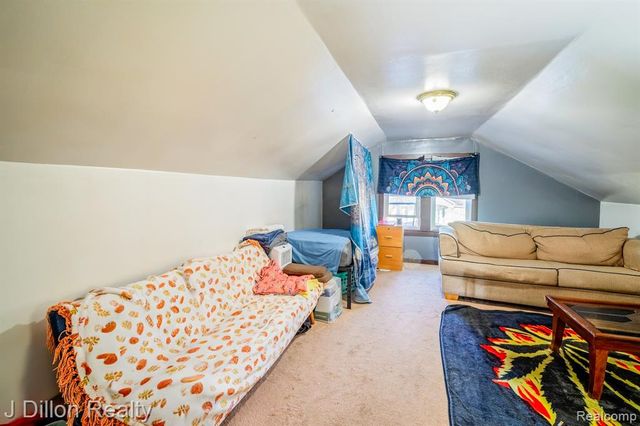 1070 2nd Street, Wyandotte, MI 48192