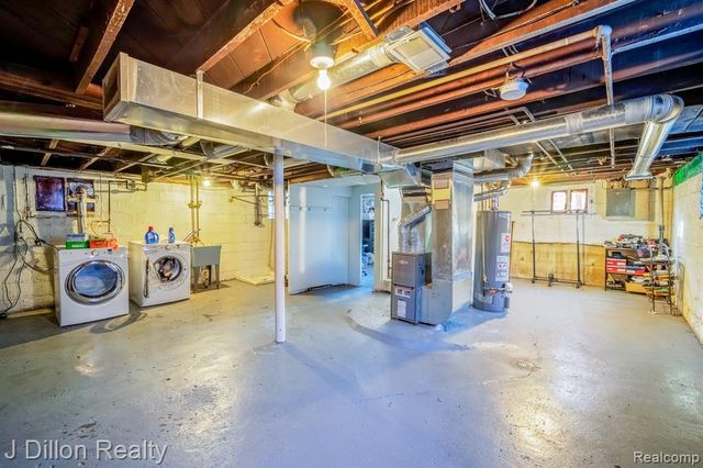 1070 2nd Street, Wyandotte, MI 48192