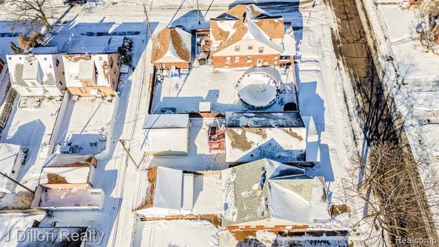 1070 2nd Street, Wyandotte, MI 48192