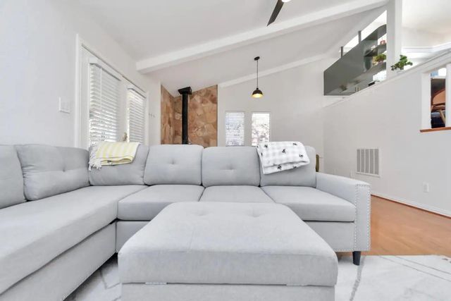 107 Lazy Trl Trail, Montgomery, TX 77316