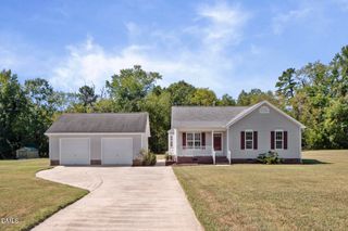 60 Candlewood Drive, Zebulon, NC 27597