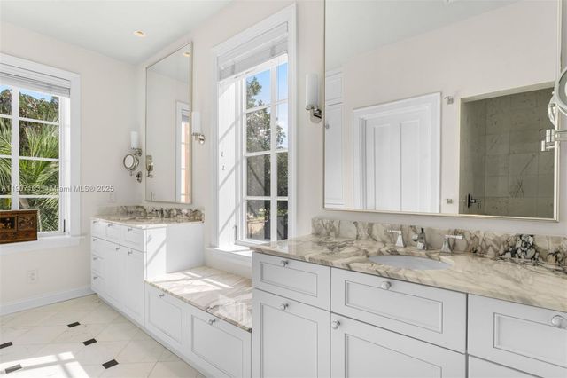 1004 Cotorro Ave, Coral Gables, FL 33146