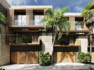 10190 E Bay Harbor Dr Villa #B/B1, Bay Harbor Islands, FL 33154