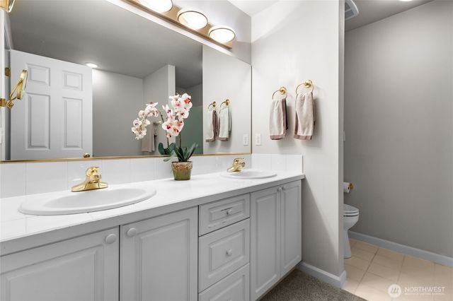 1439 NW 202nd Lane, Shoreline, WA 98177