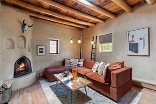 550 Juanita Street, Santa Fe, NM 87501