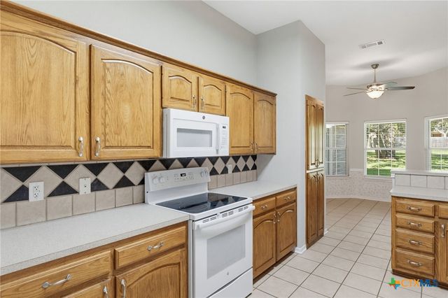 1909 Diamond Ridge Drive, Lampasas, TX 76550