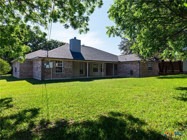 1909 Diamond Ridge Drive, Lampasas, TX 76550