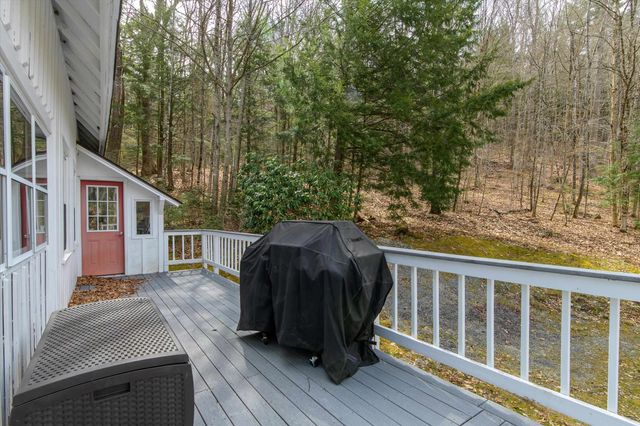 59 Zeller Camp Road, Grafton, VT 05146