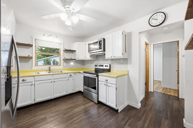 1529 3rd Street N, Fargo, ND 58102