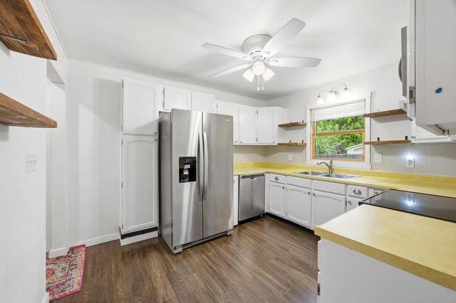 1529 3rd Street N, Fargo, ND 58102