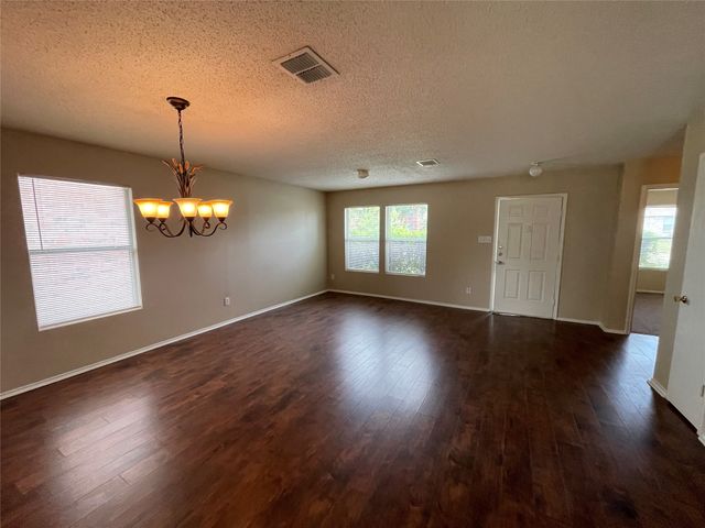 1420 Bumble Bee Drive, Lancaster, TX 75134