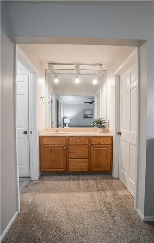 17 Nicholson Court, Centerville, OH 45459