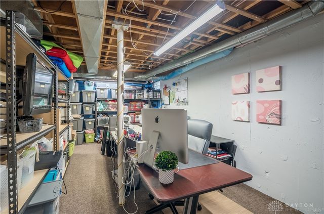 17 Nicholson Court, Centerville, OH 45459