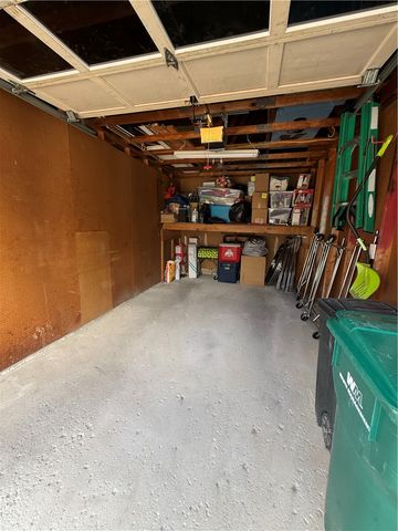 17 Nicholson Court, Centerville, OH 45459