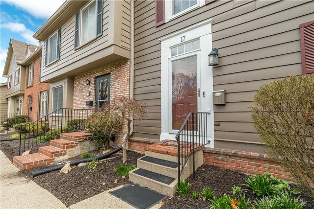 17 Nicholson Court, Centerville, OH 45459
