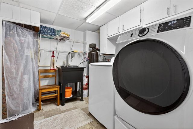 5901 Carmody Road, Coloma, MI 49038