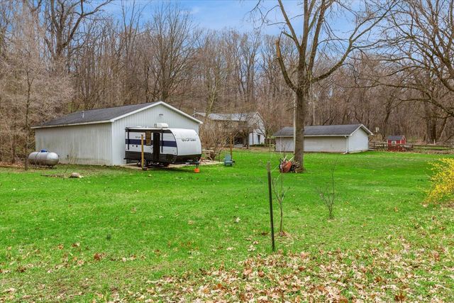 5901 Carmody Road, Coloma, MI 49038