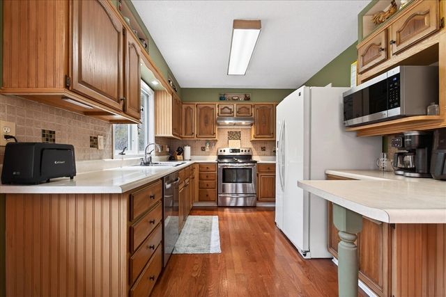 5901 Carmody Road, Coloma, MI 49038