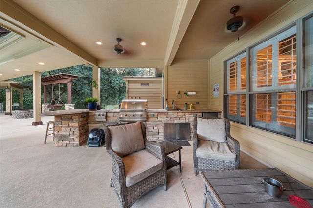 10366 Happy Trail, Conroe, TX 77384