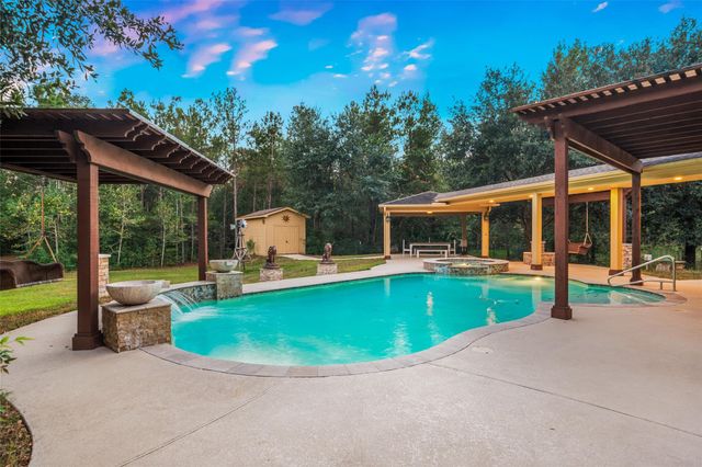 10366 Happy Trail, Conroe, TX 77384