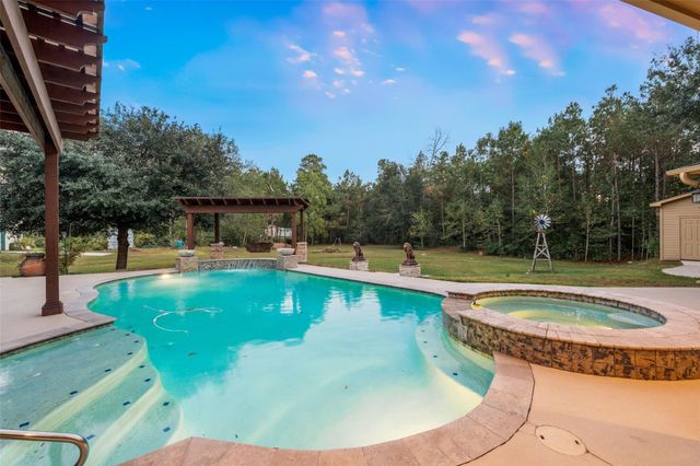 10366 Happy Trail, Conroe, TX 77384