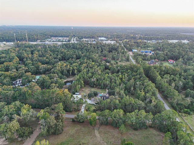 10366 Happy Trail, Conroe, TX 77384