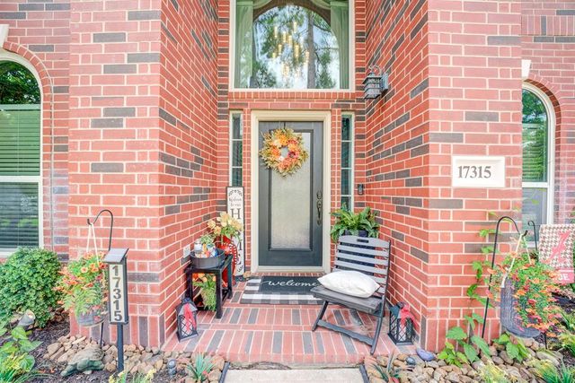 17315 Ginger Fields Lane, Tomball, TX 77377