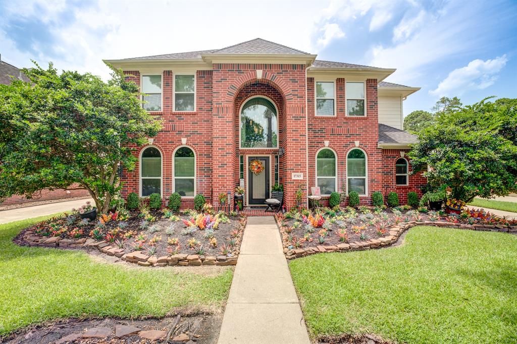 17315 Ginger Fields Lane, Tomball, TX 77377
