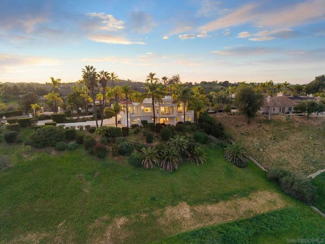 4462 Fallsbrae Rd, Fallbrook, CA 92028