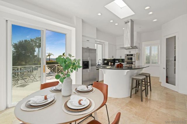 4462 Fallsbrae Rd, Fallbrook, CA 92028