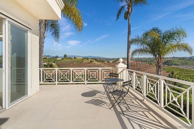 4462 Fallsbrae Rd, Fallbrook, CA 92028