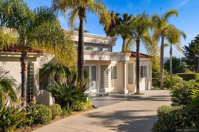 4462 Fallsbrae Rd, Fallbrook, CA 92028