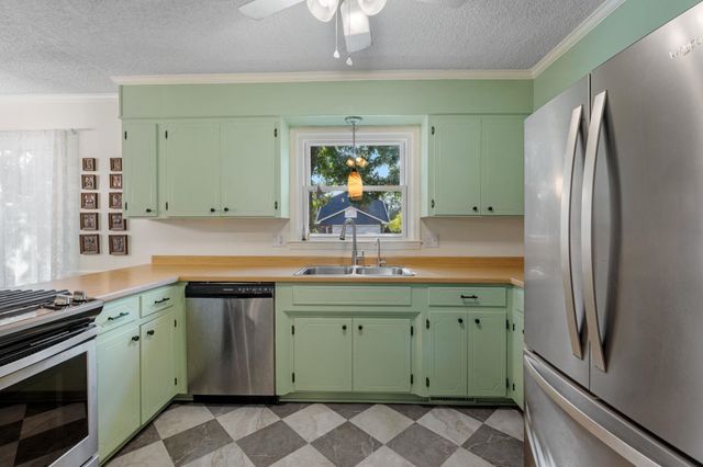 4220 Chaffee Road, Spartanburg, SC 29301